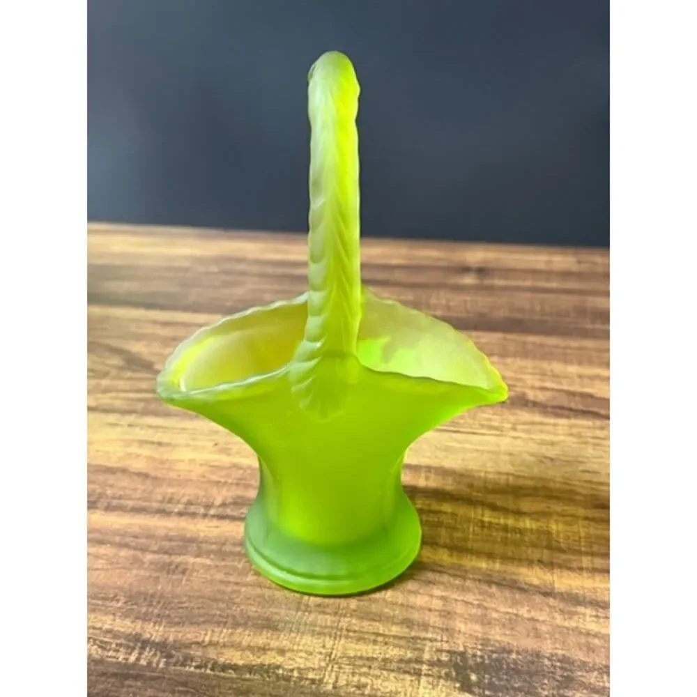 Westmoreland green frosted